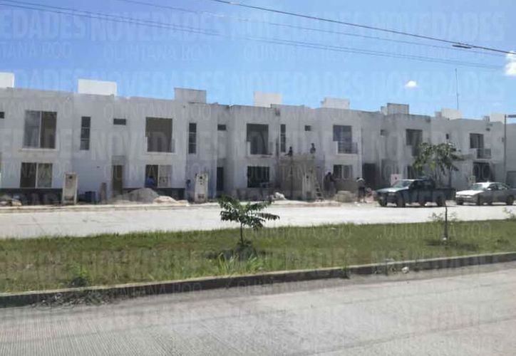 Edificios inconclusos en Avenida Bonampak: proyectos detenidos en el tiempo 1527920971591